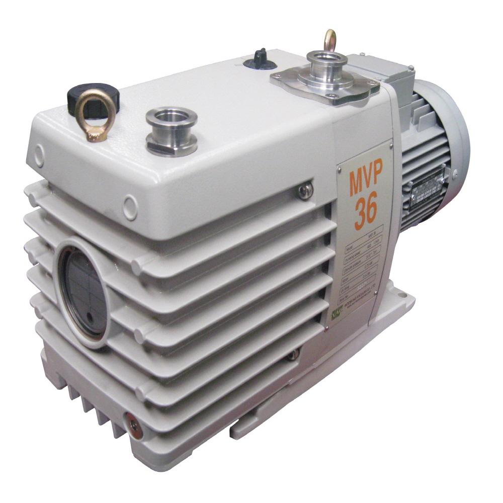 Double stage rotary vane vacuum pump