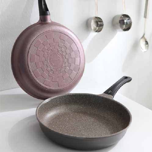 Nonstick superable-coating frying pan.wok round multi color.Diecast Aluminum.