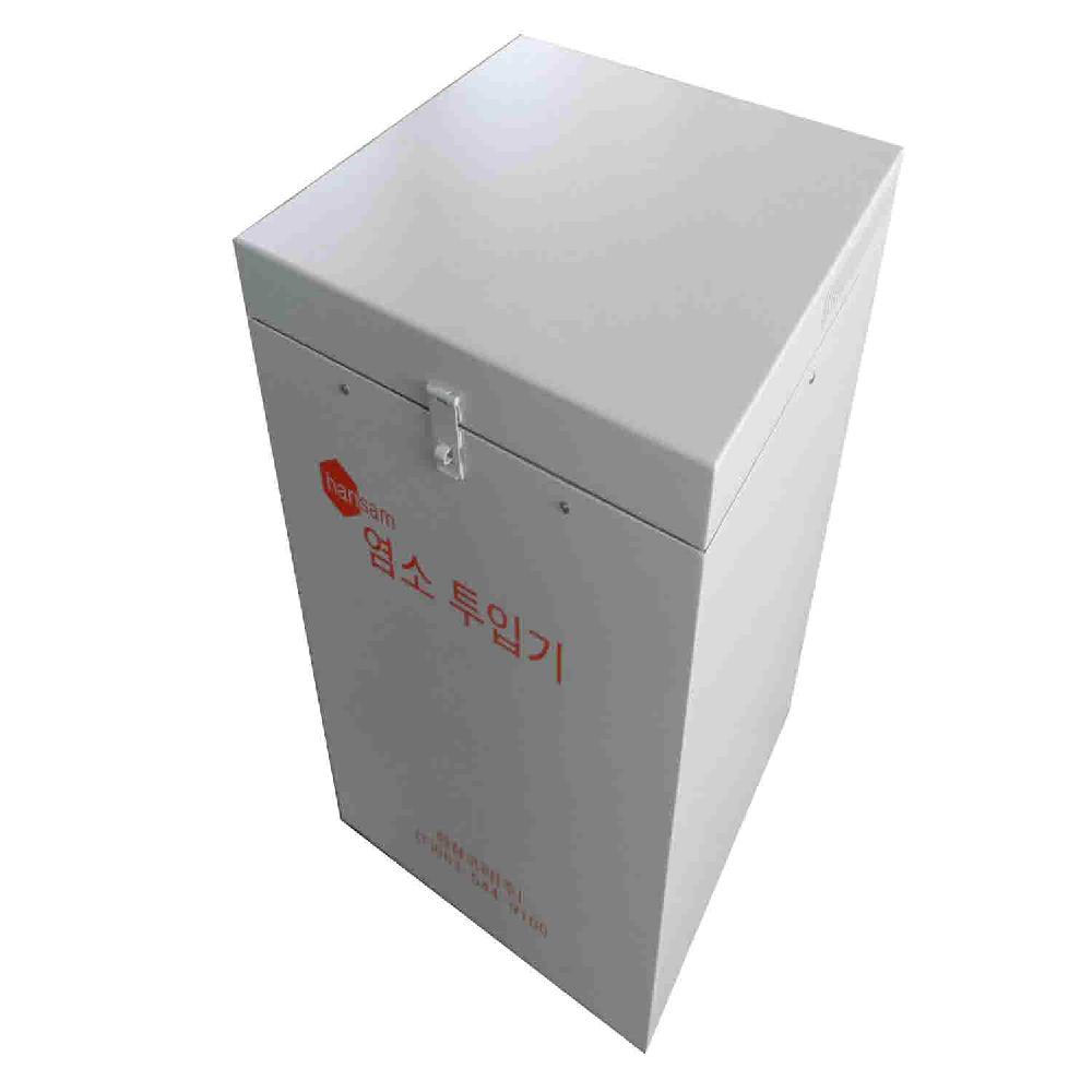 Automatic chlorine injector KRC-750, used at every water supply facilities.