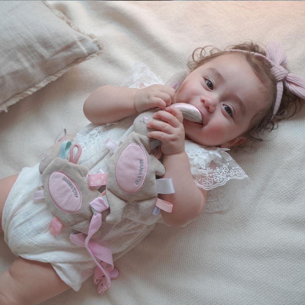 Portable mini sensory comfort "rabbit doll" - a gift box package(Beep)