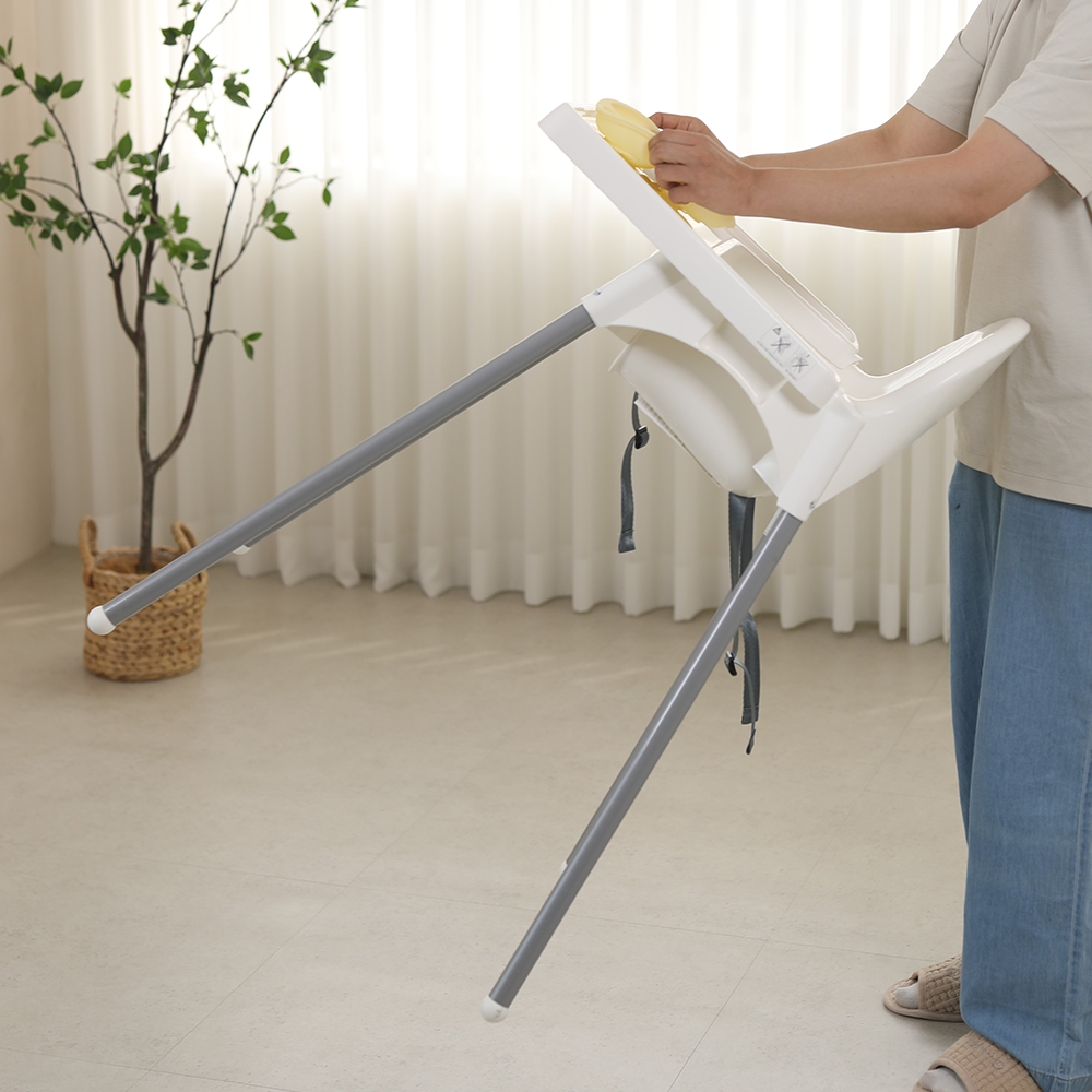 Silicone suction plates with lid